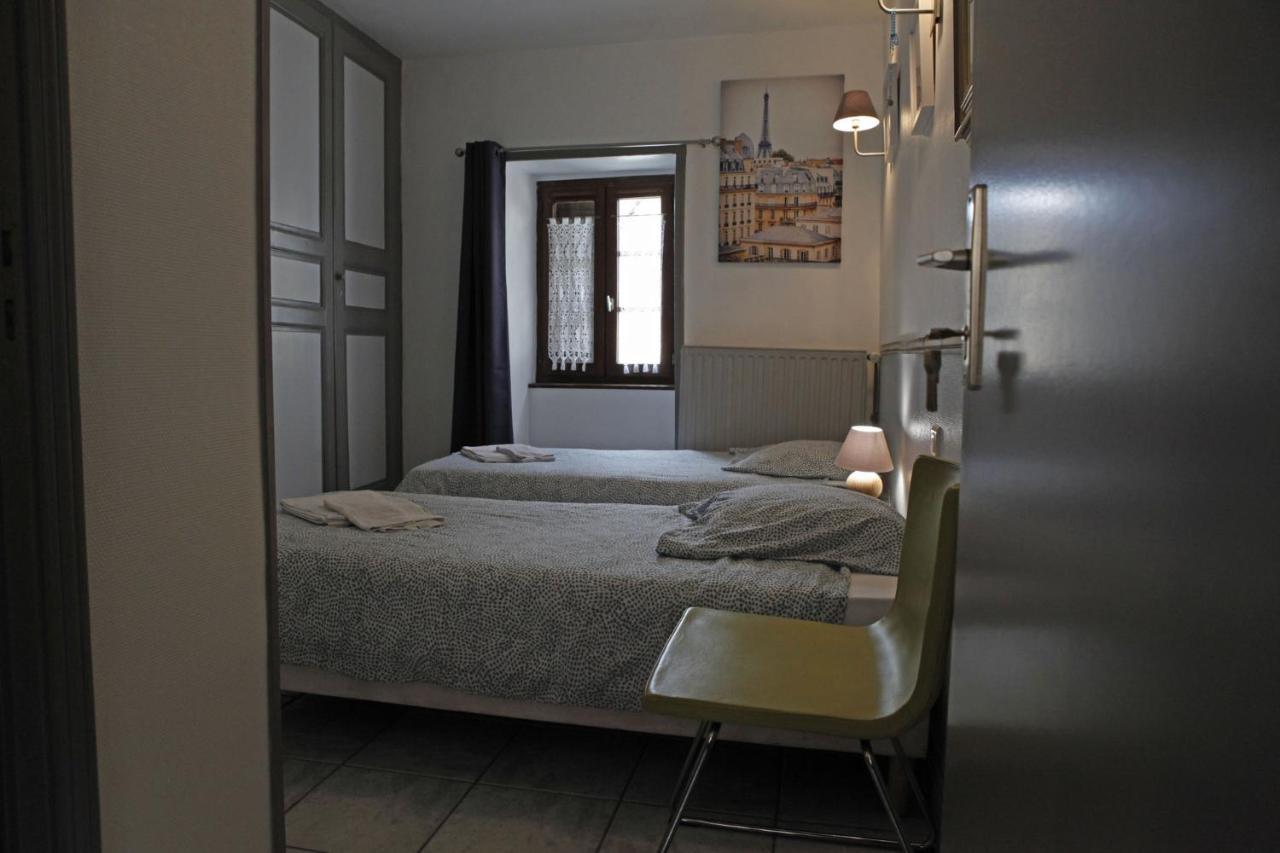 Auberge Du Cheval Blanc Авалон Екстериор снимка